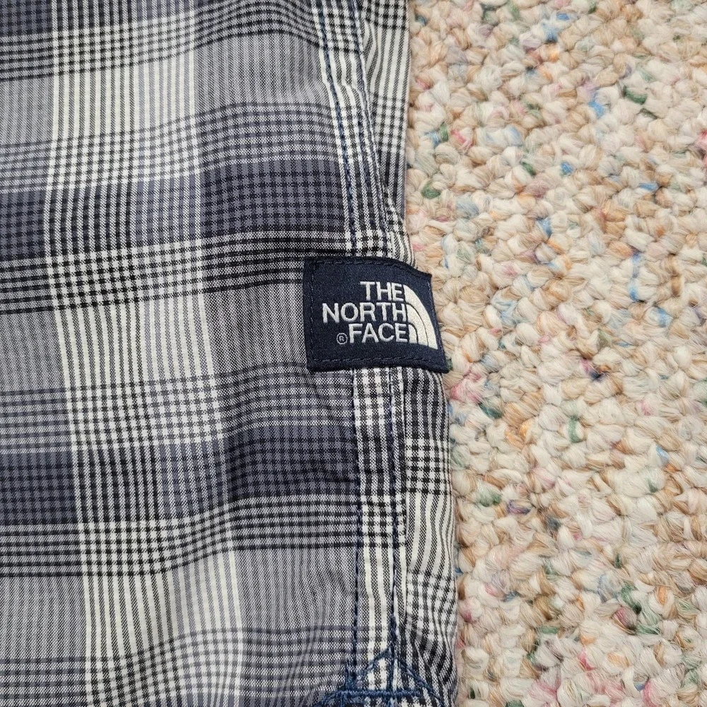 The North Face Shirt Mens Large Grey Plaid Button Down Long Sleeve Campin Hiking
